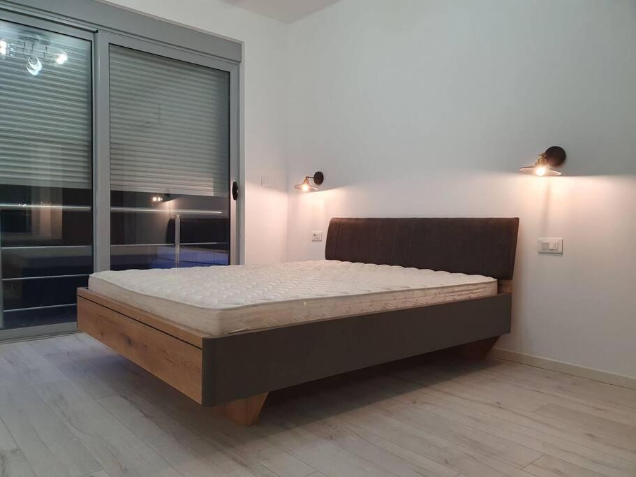 Beautiful Apartment In ติวัต ภายนอก รูปภาพ